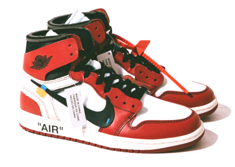 オフホワイト(OFF-WHITE) × 「The Ten(ザ・テン)」REVEALINGシリーズ AIR JORDAN 1