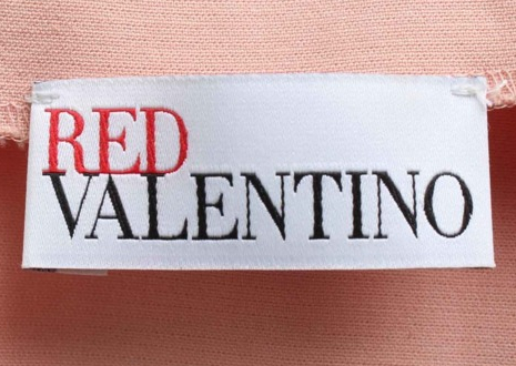 ヴァレンティノのディフュージョンライン「レッド ヴァレンティノ(RED VALENTINO)」
